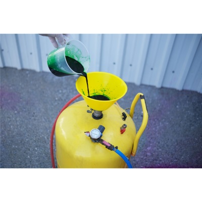 Köpük Tankı Dış Dişli Hunisi