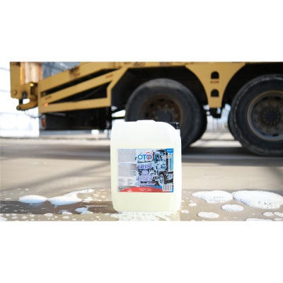 Cilalı Ekstra Güçlü Fırçasız Otomobil Şampuanı | UD570 | 20 KG